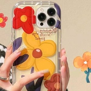 CLEARANCE‼️iPhone 15Promax Floral Pattern Case